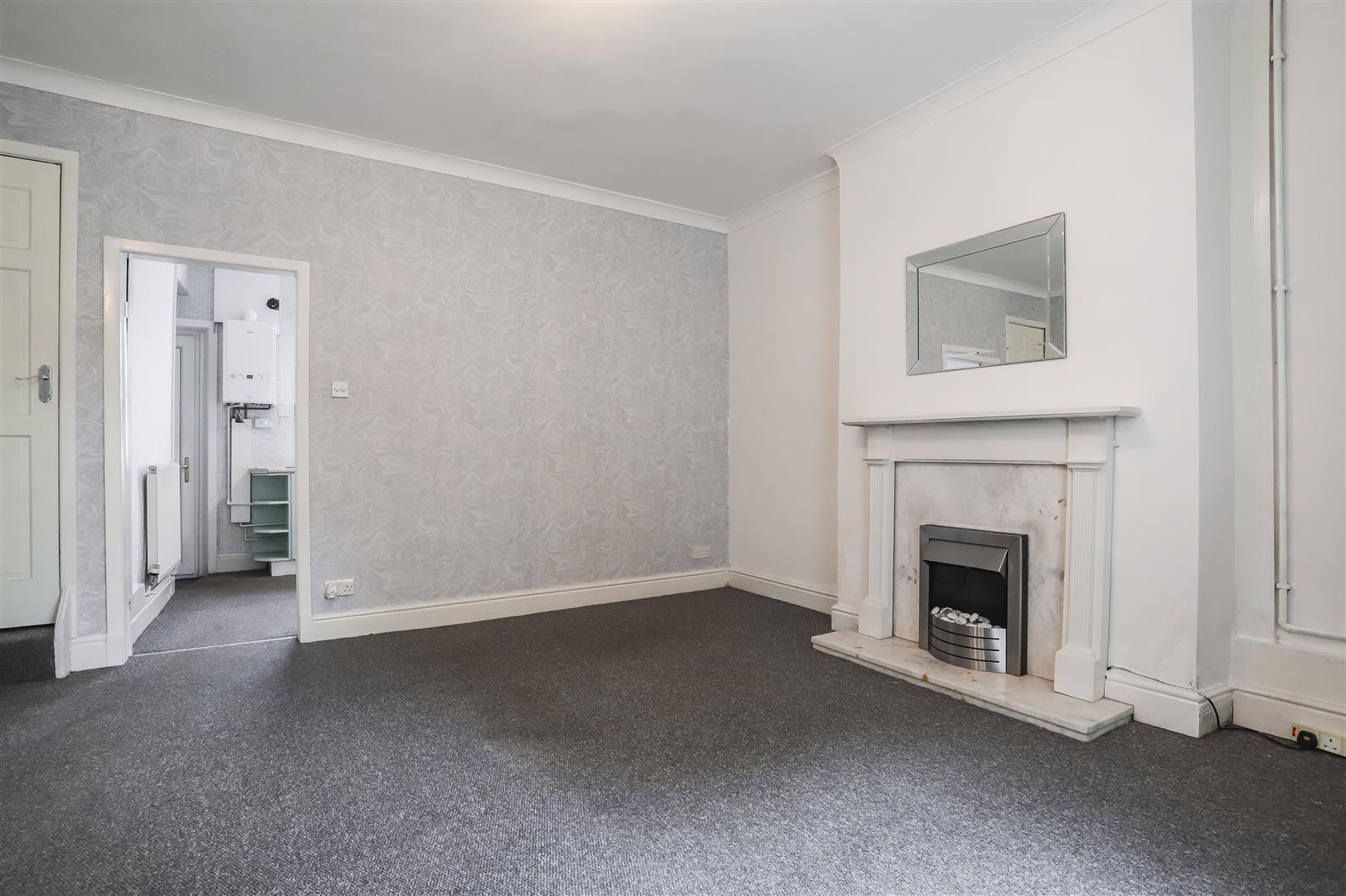 2 Bed End Terrace House For Sale - Main Image